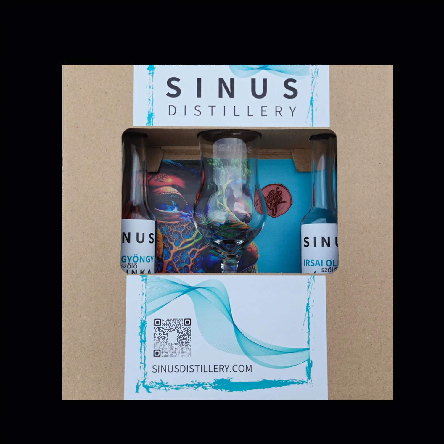 Sinus Díszdobozos Pálinka Gravírozott Pohárral - (Fehér)